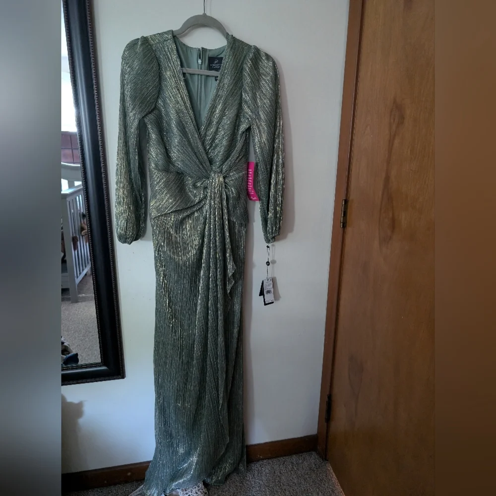 Adrianna Papell Metallic Ruched Gown - Picture 2 of 7